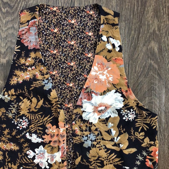 Vintage Handmade Reversible Floral Vest - Picture 4 of 16